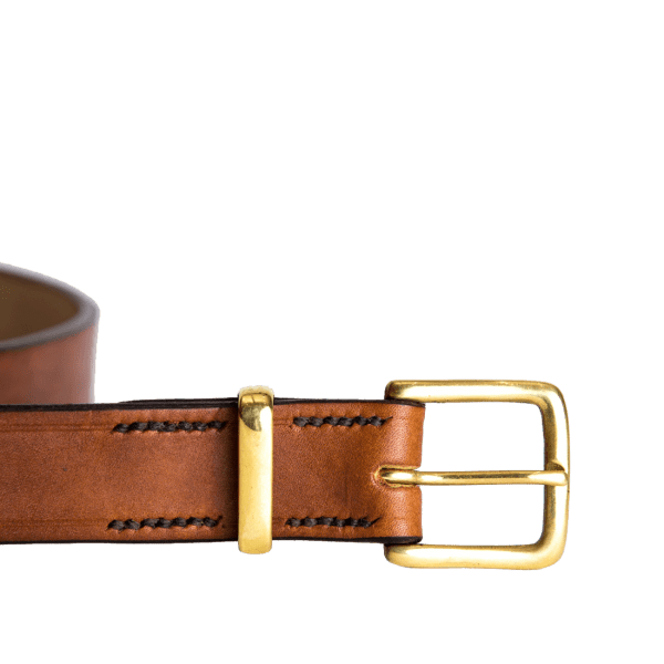Leather British Oak belt in British oak bark bridle hide brown colour, handmade and handstitched by Mackenzie Leather Edinburgh.