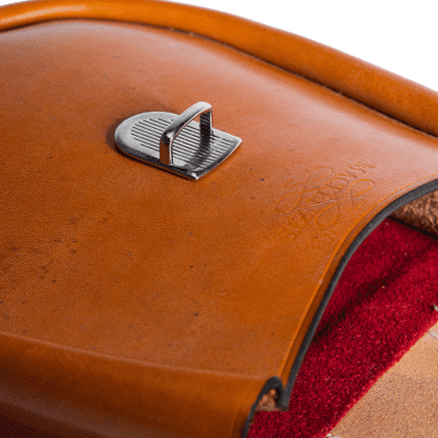 Leather shoulder bag in British Oak bridle hide London tan colour, handmade by Mackenzie Leather Edinburgh.