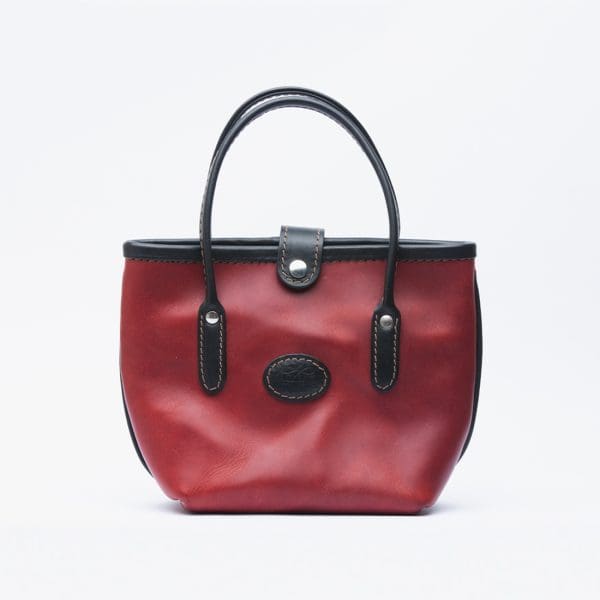 Handmade leather handbag by Mackenzie Leather Edinburgh